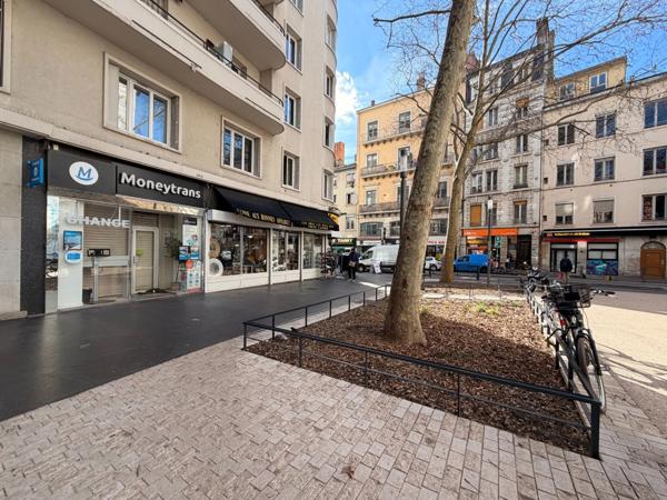 Local à louer LYON 7EME ARRONDISSEMENT (69), d'une surface de 32 m² en plein coeur du quartier de La Guillotière