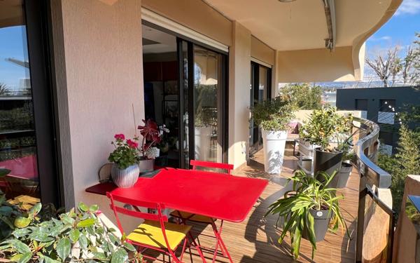 Appartement à vendre    4 pièces • 110 m2 Villeneuve-Loubet