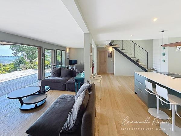 BADEN · Propriété d'exception avec vue panoramique · Piscine miroir et jacuzzi