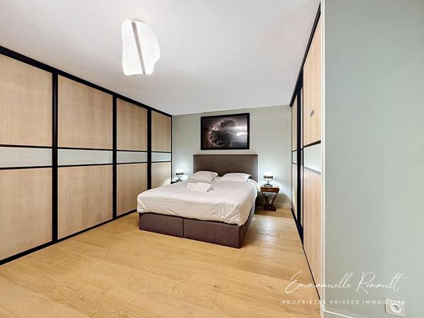 BADEN · Propriété d'exception avec vue panoramique · Piscine miroir et jacuzzi