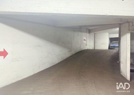 Location parking 10 m² Paris 9
