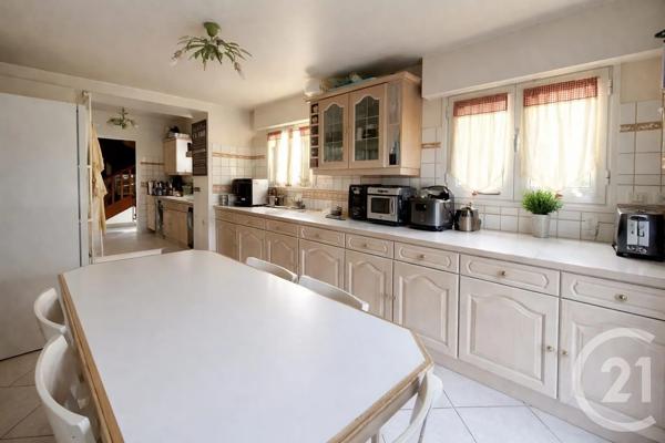 Maison à vendre  7 pièces - 225 m 2   MANTES LA JOLIE  - 78