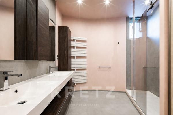 Dijon centre - Duplex haussmannien de caractère, dernier étage avec ascenseur