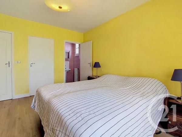 Maison à vendre  5 pièces - 130 m 2   LA CHAPELLE ST MESMIN  - 45