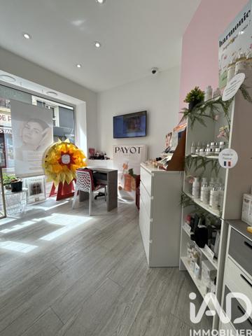 Esthétique, Coiffure​ à vendre 80 m² Aulnay-sous-Bois