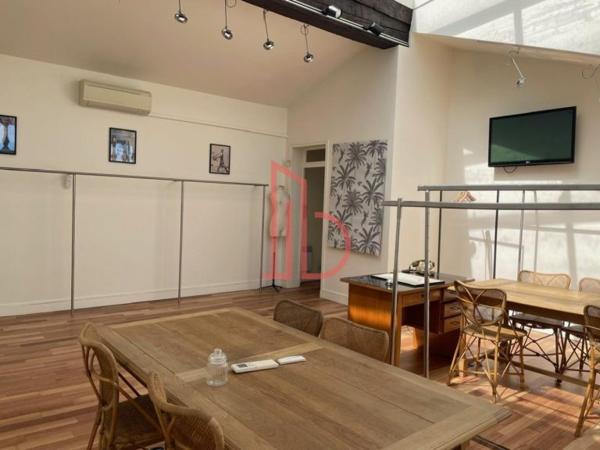 Bureau de 176 m² à louer à Bordeaux Centre