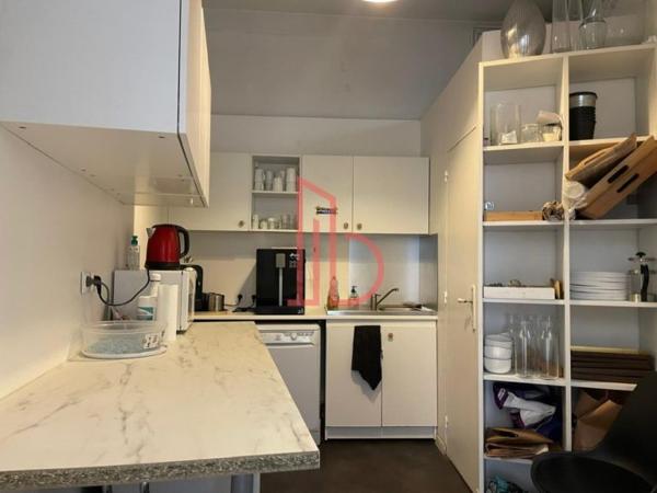 Bureau de 176 m² à louer à Bordeaux Centre
