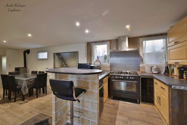 Maison à vendre 6 pièces  (71)