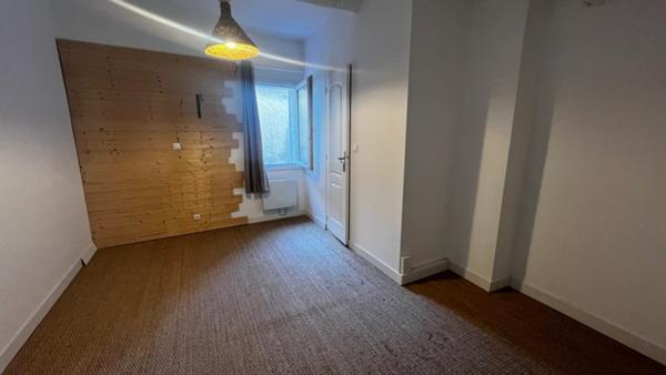 Appartement à vendre 3 pièces HYERES (83)