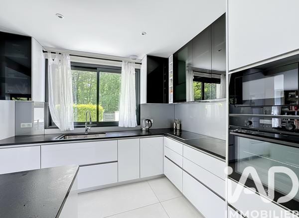 Maison à vendre 8 pièces 198,73 m² Montmorency