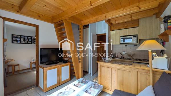Appartement 2 pièces avec mezzanine au pied des pistes vendu avec Box fermé et grande cave