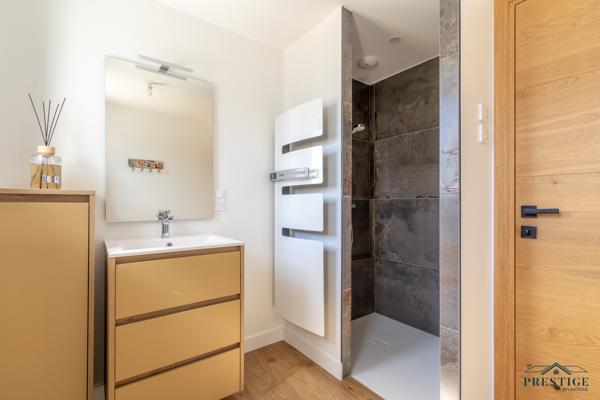 GOURMALON - MAISON RÉNOVÉE 176M2 - TERRAIN 850M2