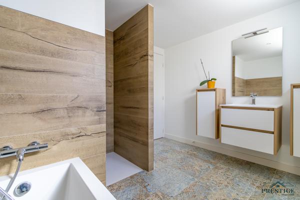 GOURMALON - MAISON RÉNOVÉE 176M2 - TERRAIN 850M2