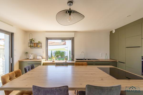 GOURMALON - MAISON RÉNOVÉE 176M2 - TERRAIN 850M2