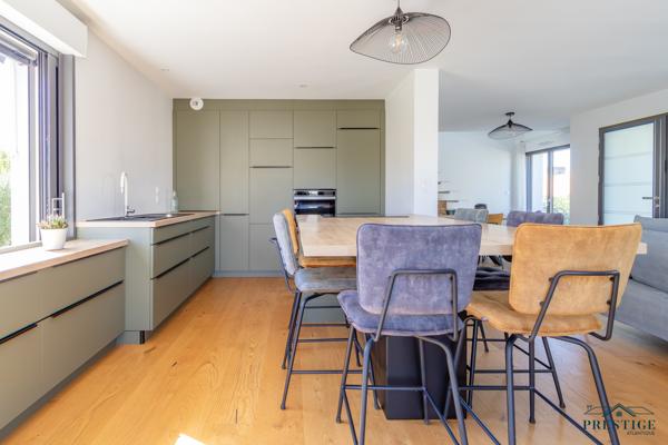 GOURMALON - MAISON RÉNOVÉE 176M2 - TERRAIN 850M2