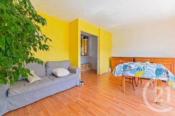 Appartement F4 à vendre  4 pièces - 81,02 m 2   PARIS  - 75012