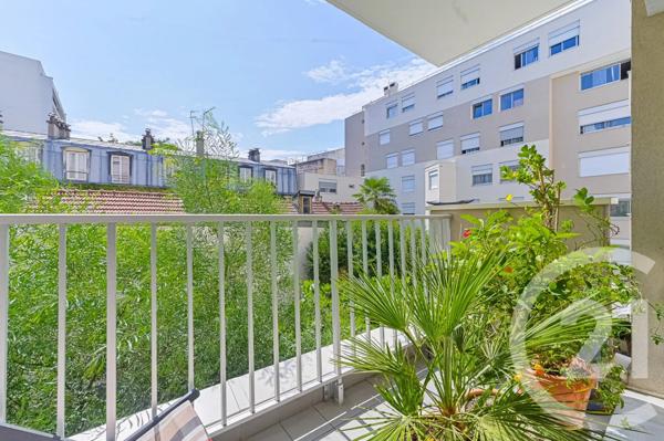 Appartement F4 à vendre  4 pièces - 81,02 m 2   PARIS  - 75012