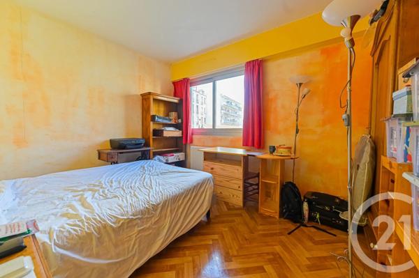 Appartement F4 à vendre  4 pièces - 81,02 m 2   PARIS  - 75012