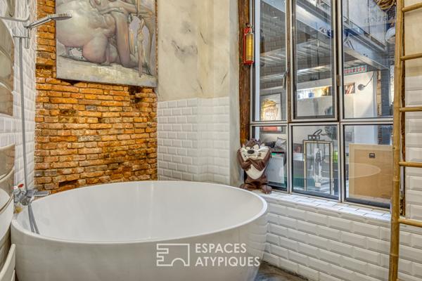 Loft aux perspectives uniques en hypercentre avec terrasse