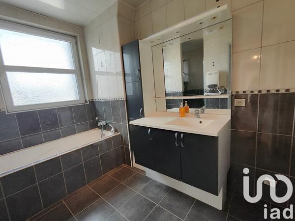 Appartement 4 pièces de 87 m² à Châlons-en-Champagne (51000)