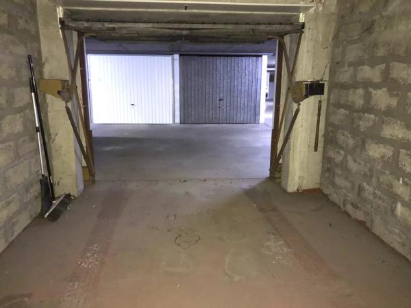 Lyon 3 Box de 15 m²  286 rue André Philipp