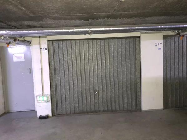 Lyon 3 Box de 15 m²  286 rue André Philipp