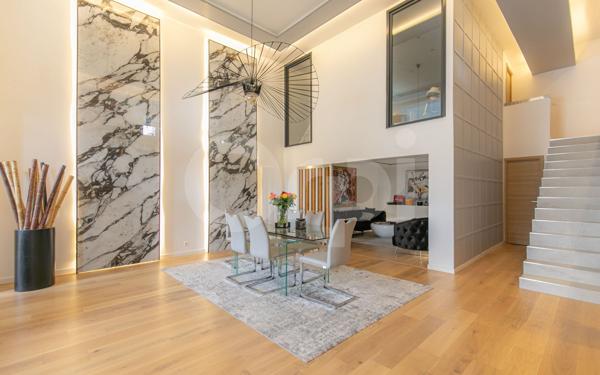 Maison à vendre    7 pièces • 244 m2 Sucy-en-Brie