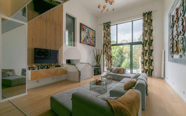 Maison à vendre    7 pièces • 244 m2 Sucy-en-Brie