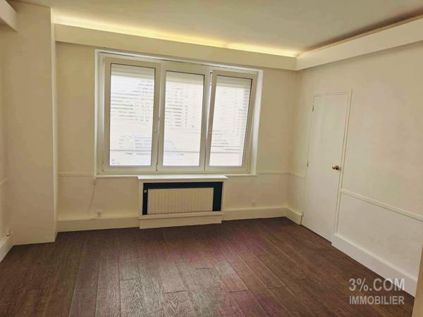 RDC CENTRE-VILLE POMPEY – LOCAL PROFESSIONNEL 87M² AVEC PLACE PARKING PRIVATIVE / COUR/ CAVE Pompey (54340)