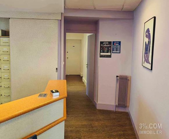 RDC CENTRE-VILLE POMPEY – LOCAL PROFESSIONNEL 87M² AVEC PLACE PARKING PRIVATIVE / COUR/ CAVE Pompey (54340)