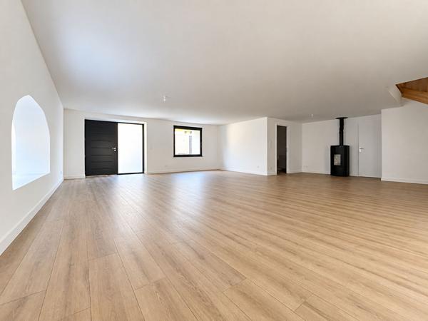 Appartement 4 pièces 143.27 m2