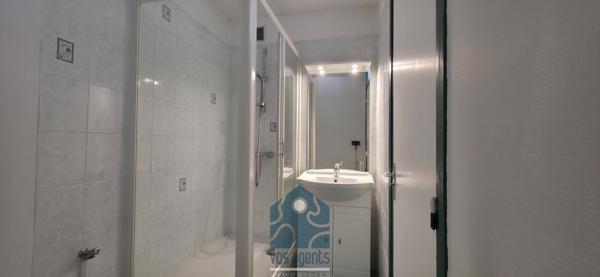 Appartement avec garage, cave et espace de stockage