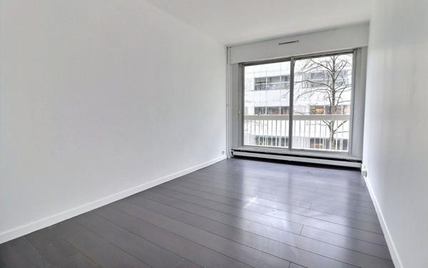 Appartement à vendre    5 pièces • 103,12 m2 Paris 19