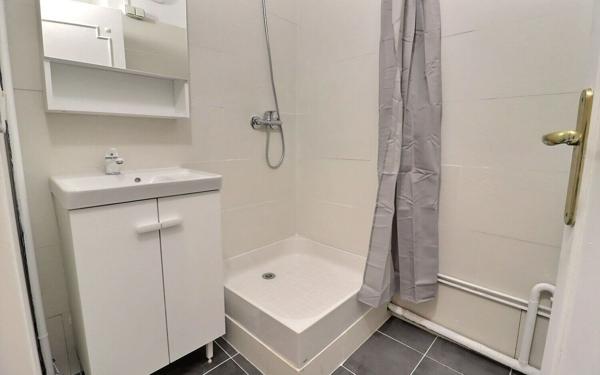 Appartement à vendre    5 pièces • 103,12 m2 Paris 19