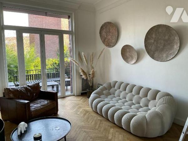 Hôtel particulier d'exception - 407 m² - Tourcoing centre

Situé au c?ur de Tourcoing, dans u...