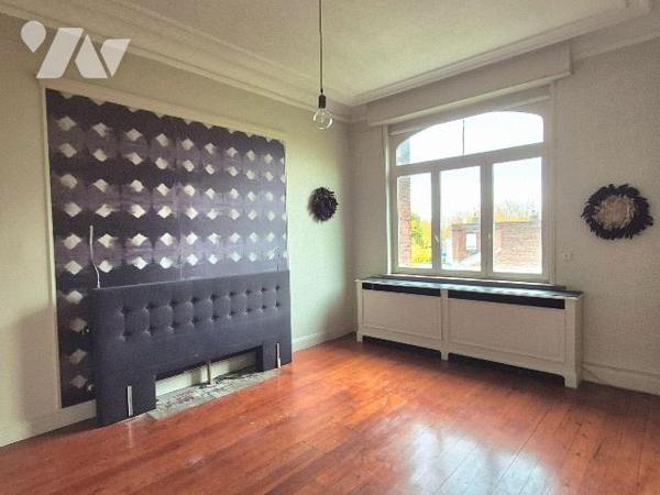 Hôtel particulier d'exception - 407 m² - Tourcoing centre

Situé au c?ur de Tourcoing, dans u...