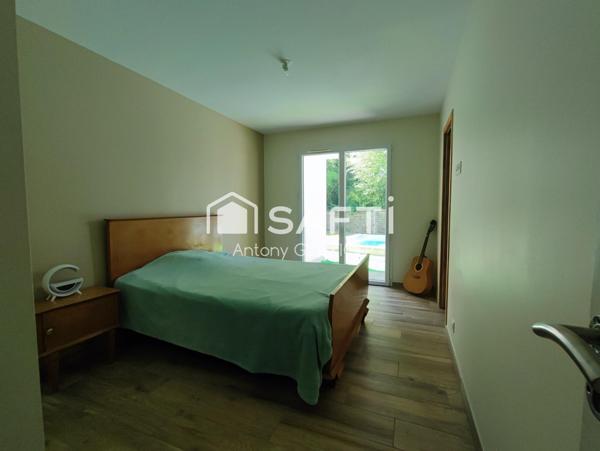 Maison contemporaine de construction très récente