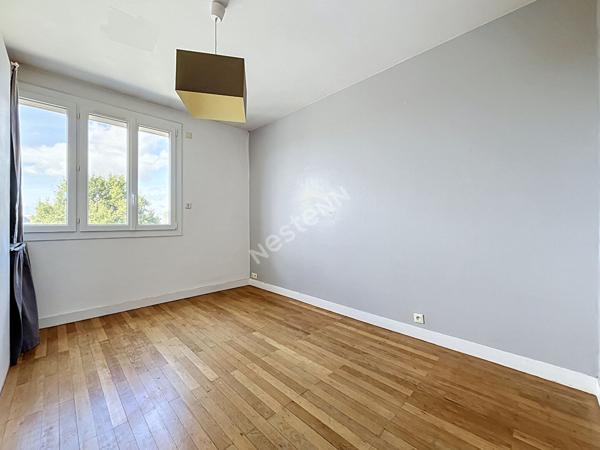 Nantes Rond-point de Vannes / Appartement T3 / 63m² / ascenseur / vue dégagée