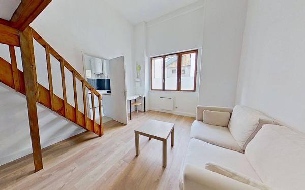 Appartement à vendre    2 pièces • 47 m2 Lyon 9