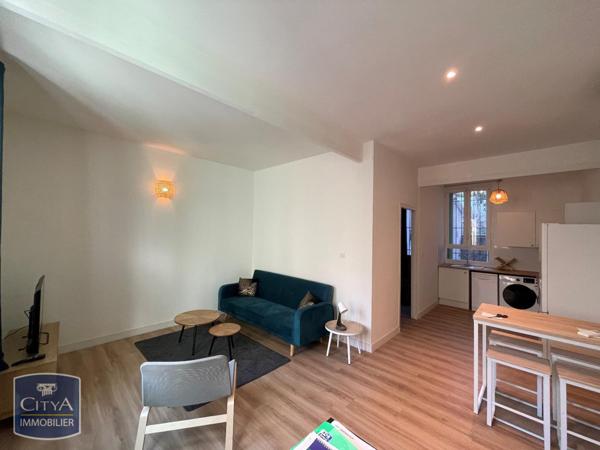 Appartement à louer 2 pièces 40.2m² Perpignan (66000)