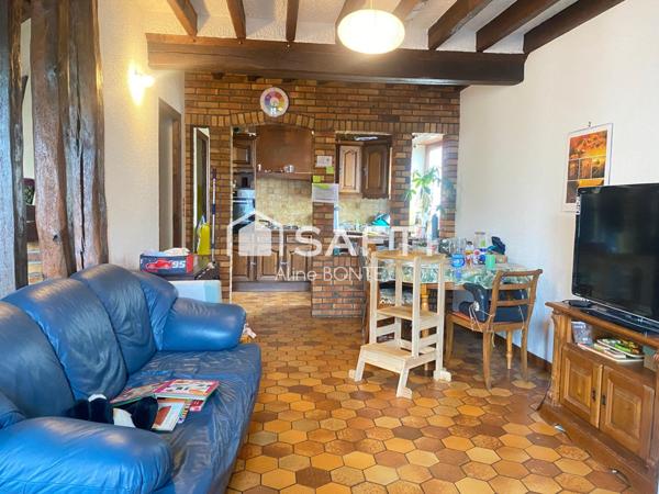 Maison de ville avec box de garage fermé