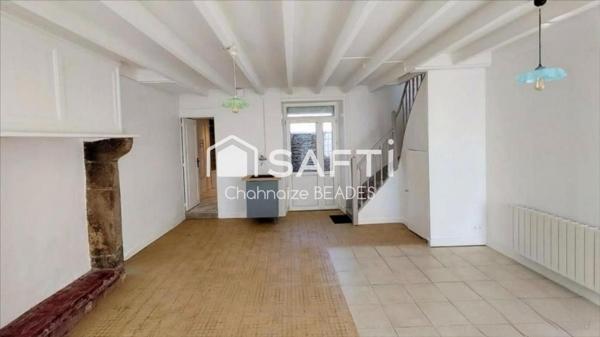 Maison de ville en pierre à Quettehou - Proche de Saint-Vaast-la-Hougue et des plages du débarquement