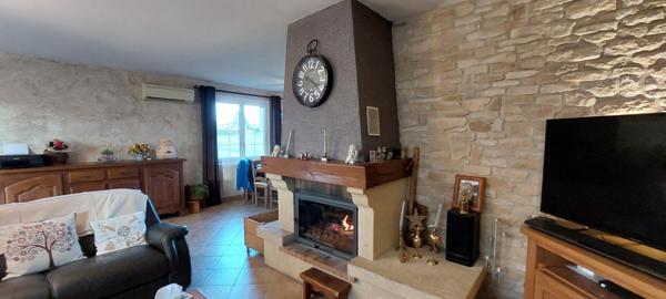 Beau  plain pied  sur sous sol total , on pose ses valises !