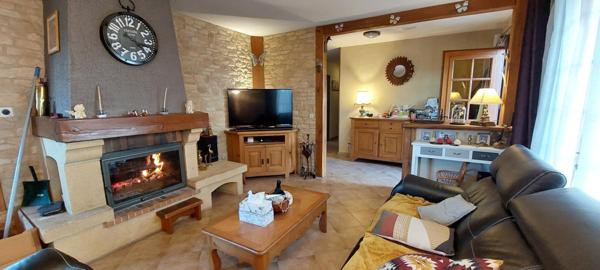 Beau  plain pied  sur sous sol total , on pose ses valises !