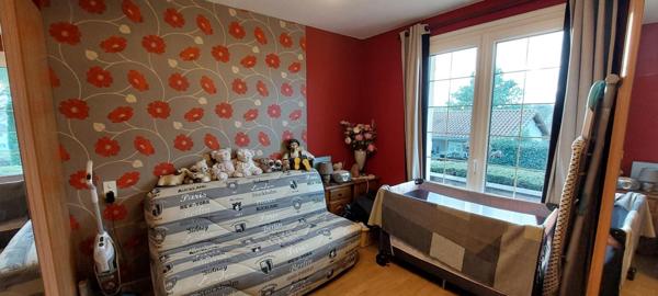 Beau  plain pied  sur sous sol total , on pose ses valises !