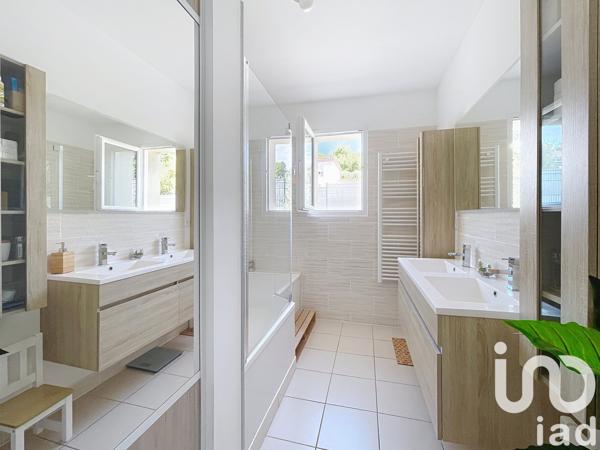 Maison à vendre 4 pièces 95 m² Bagnols-en-Forêt