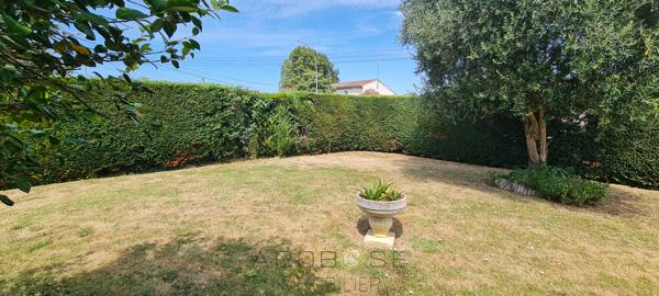 Maison familiale avec jardin