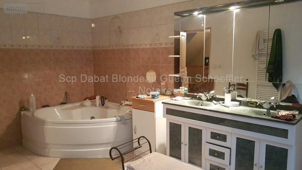 Maison à vendre à Saint-Georges-de-Rouelley dans la Manche (50720), ref : 8182