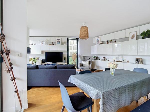 Appartement T4 ensoleillé+ loggia toutes commodités