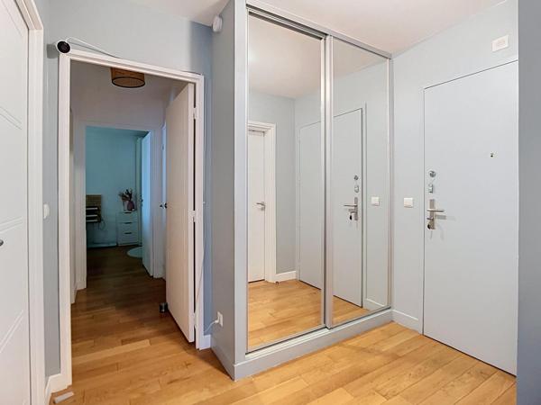 Appartement T4 ensoleillé+ loggia toutes commodités